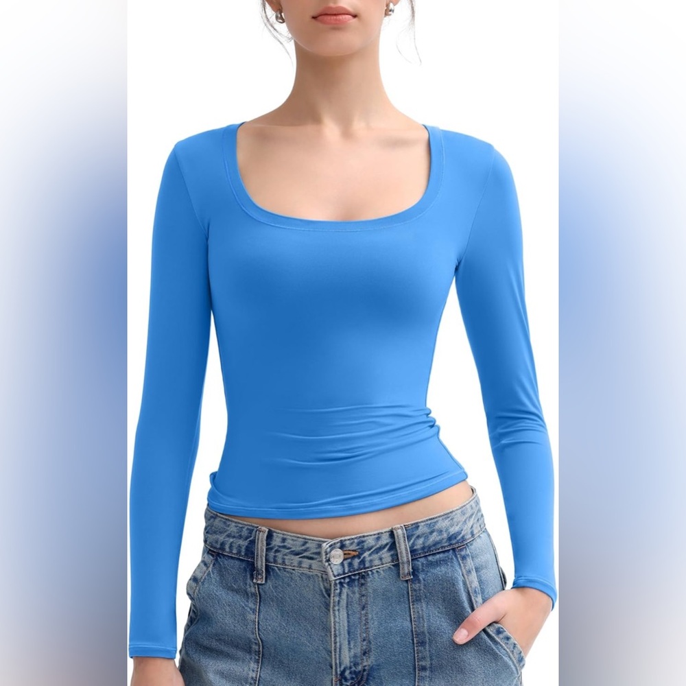 NWT PUMIEY Long Sleeve T Shirt Scoop Neck Slim Fit